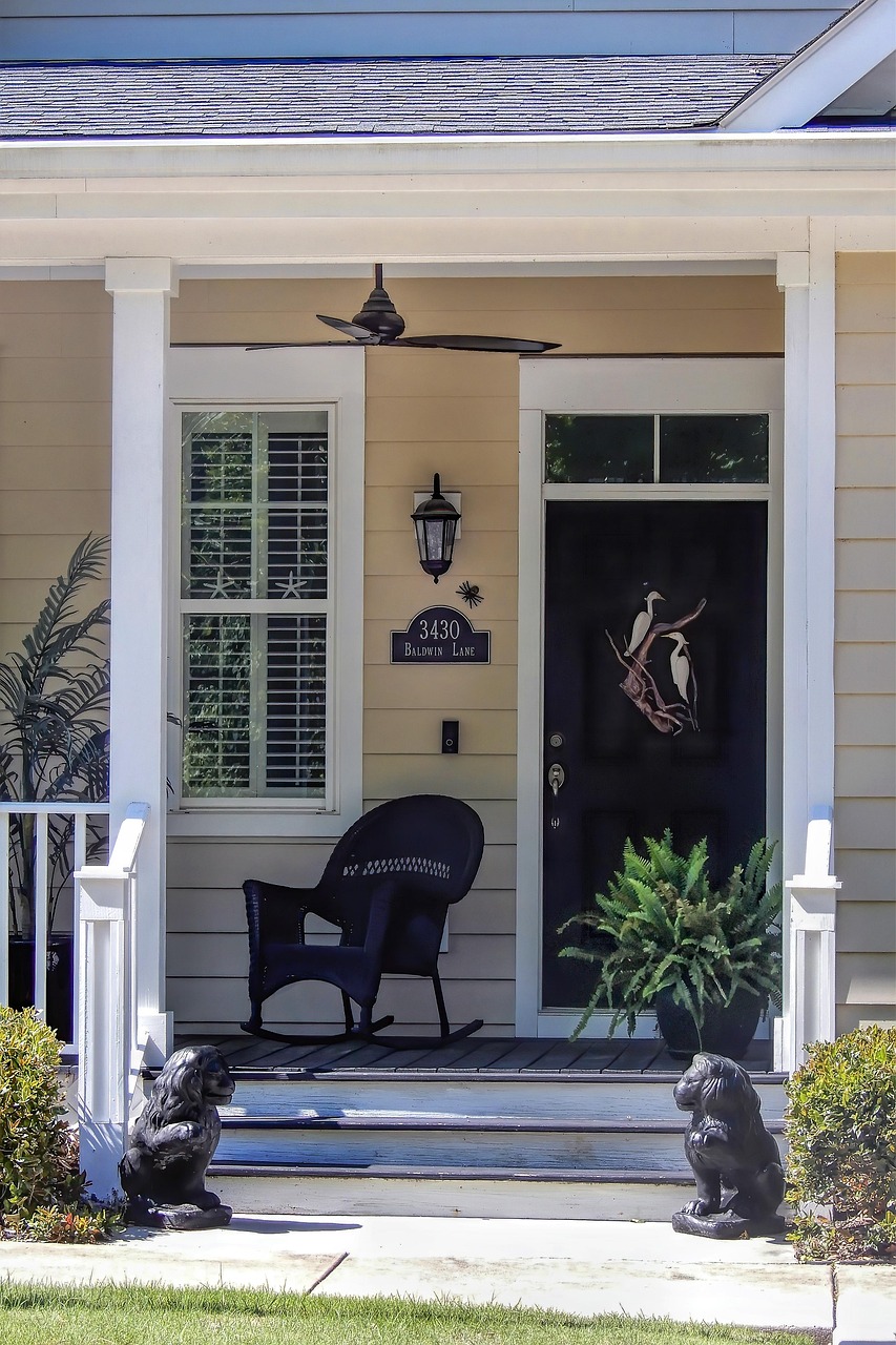 Front Porch on a home in Madison NJ - Realtor Lorraine Macaluso helps buyers and sellers make their next move.